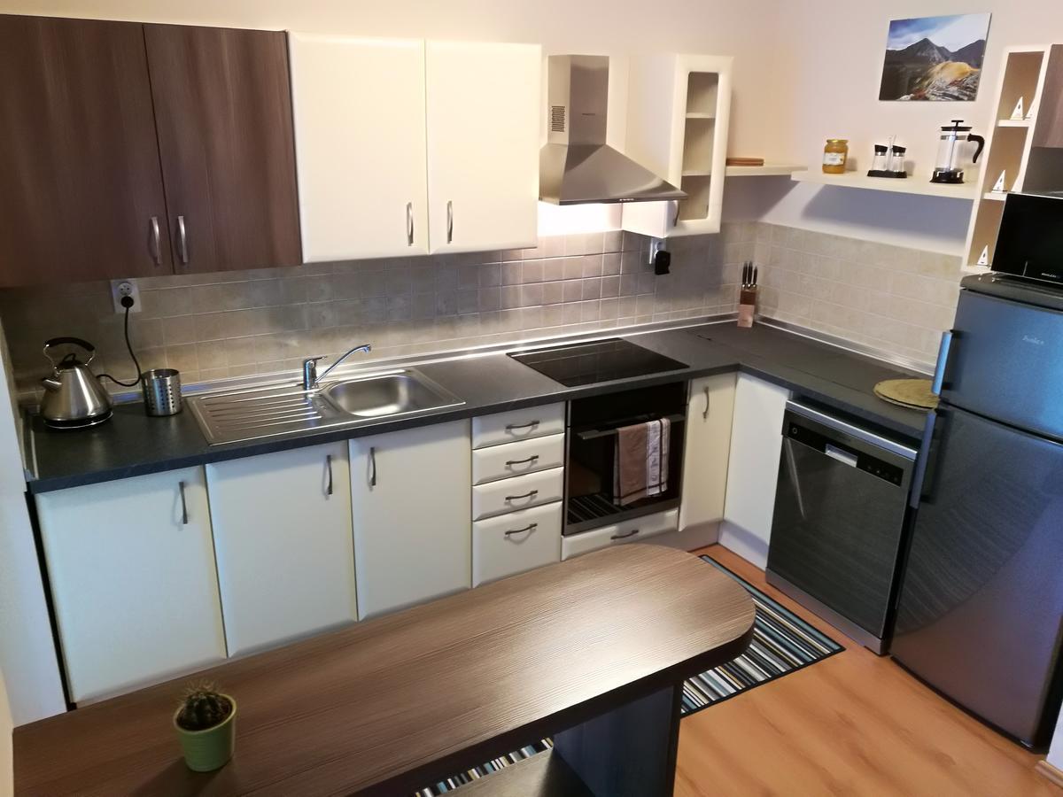 Apartment Pinewood *** Вышне-Ружбахи Экстерьер фото